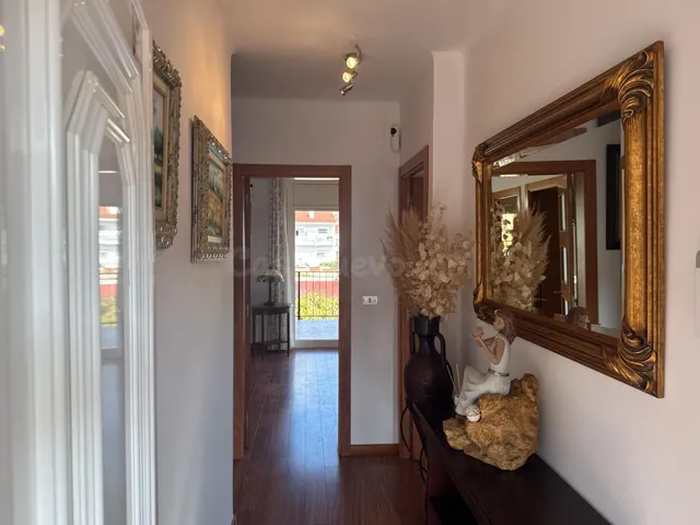 Casa con vistas, amplio espacio exterior y múltiples posibilidades en Mas Milà, Olivella — 4