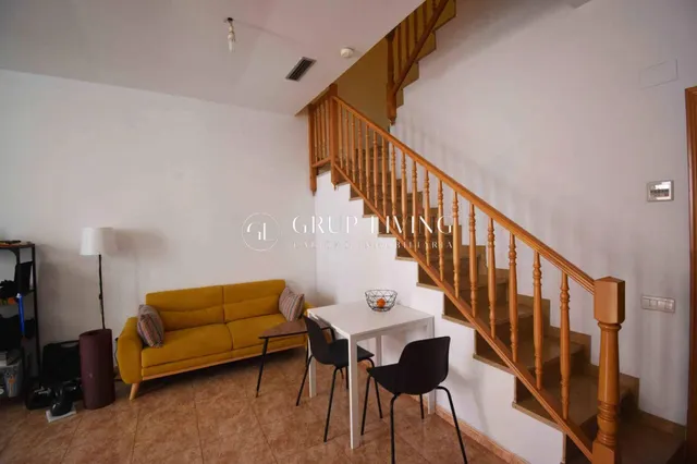 ENCANTADOR DUPLEX EN FINCA HISTÓRICA REHABILITADA EN VILANOVA — 5
