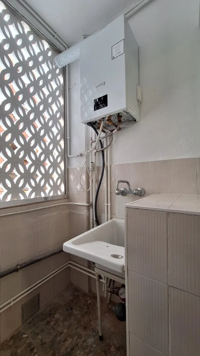 Piso SIN AMUEBLAR de 4 dormitorios, dos baños y plaza de garaje en la Calle Puerta Nueva — 11