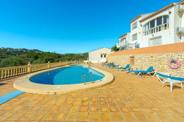 Villa en venta en Les Fonts, Benitachell, con piscina comuni - foto 3