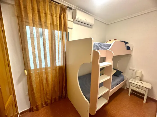 Apartamento con licencia turística de 3 dormitorios a tan solo 350 del mar — 21