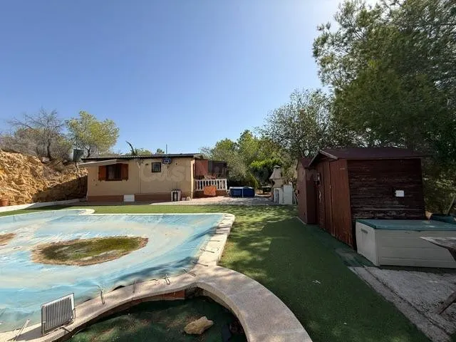 CHALET EN VENTA EN EL ESPARRAGAL — 4