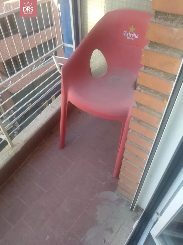PISO EN PLENO CENTRO, CL MARTINEZ VILLENA AL LADO DEL ALTOZANO — 9