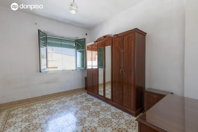 Casa con gran solar — 30