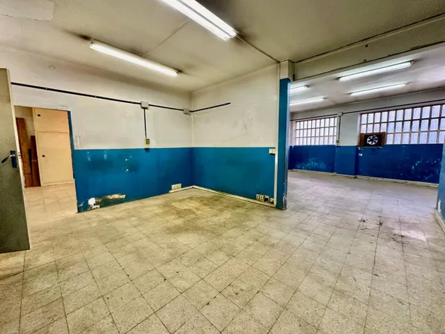 Loft industrial de 140 m2 para estudio creativo u oficina en Poblenou – 259.000 € — 35