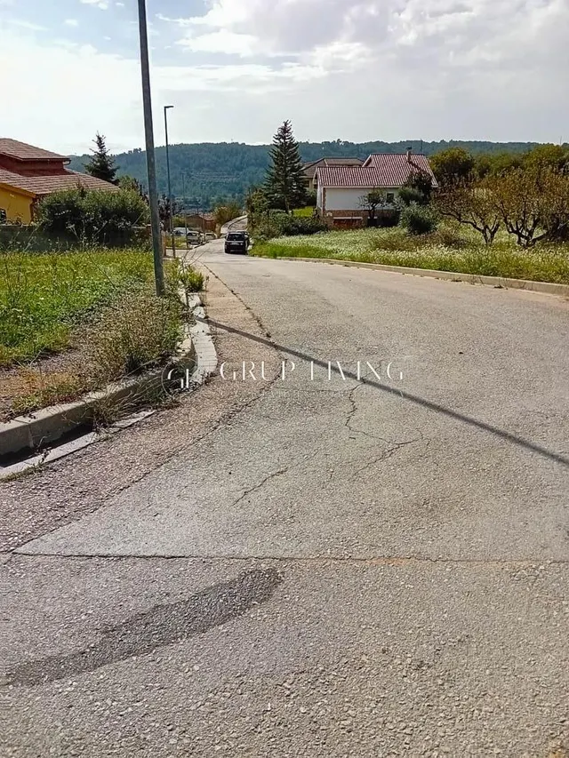 TERRENO URBANO EN SANT QUINTI DE MEDIONA — 3