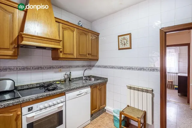 Piso de gran tamaño con múltiples posibilidades en  Peligros — 19