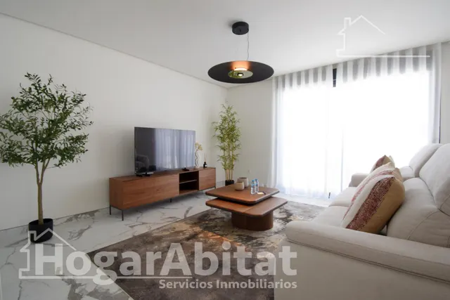 CHALET NUEVO CON PISCINA, GARAJE Y TERRAZA — 6
