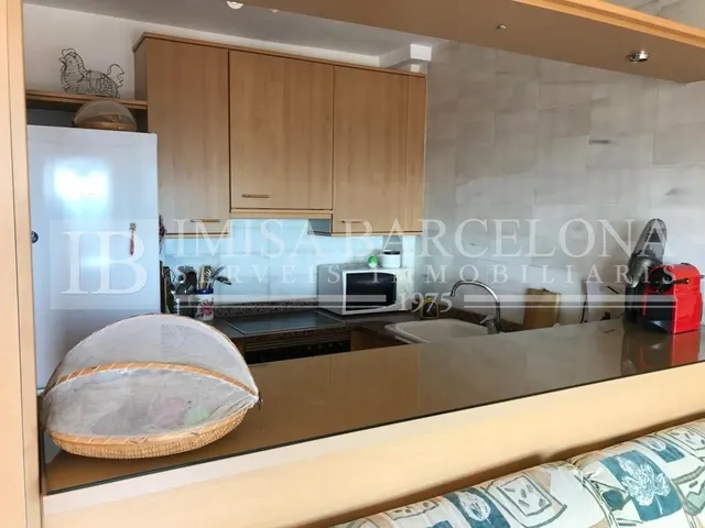 Apartamento con espectaculares vistas al mar y al Castillo — 10
