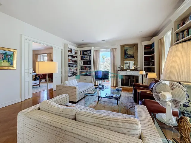 EXCLUSIVA VIVIENDA EN EL CORAZÓN DE VALENCIA