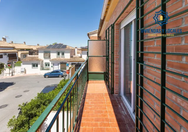 UNIFAMILIAR EN LA ZUBIA — 20
