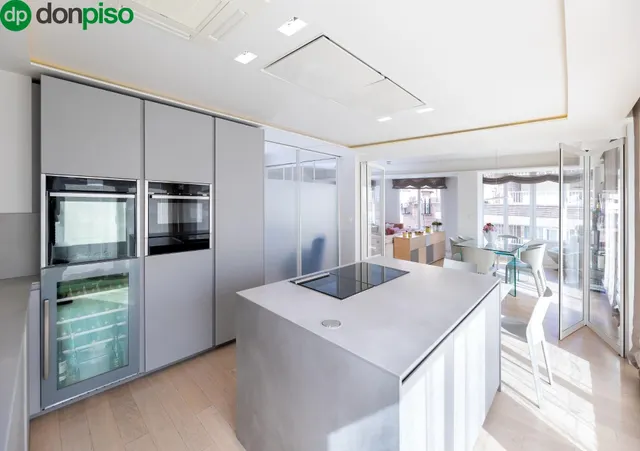 Exclusiva vivienda con vistas al Palacio de los Patos, junto Recogidas, 4 dormitorios 3 baños — 6