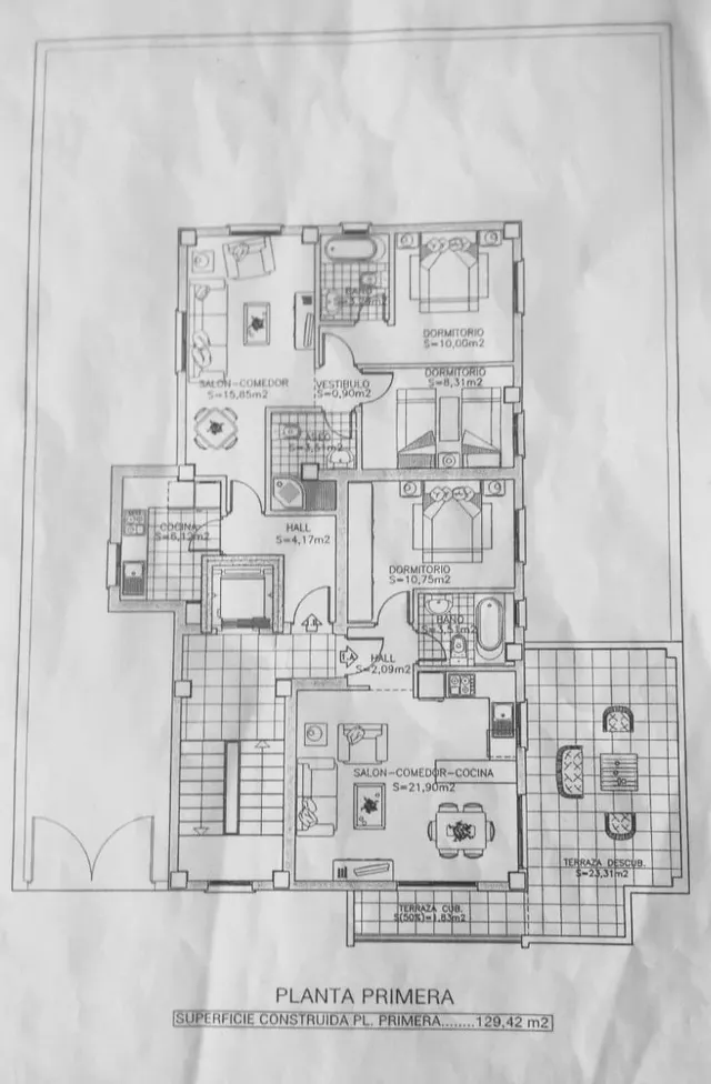 Chalet independiente de dos plantas en la zona de Camino de Antequera. — 31