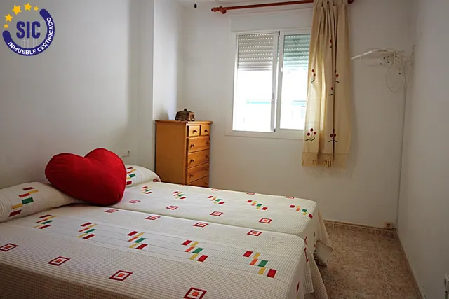 Apartamento en zona de playa de la Concha con una espectacular terraza de 88m2, piscina, garaje y trastero — 11
