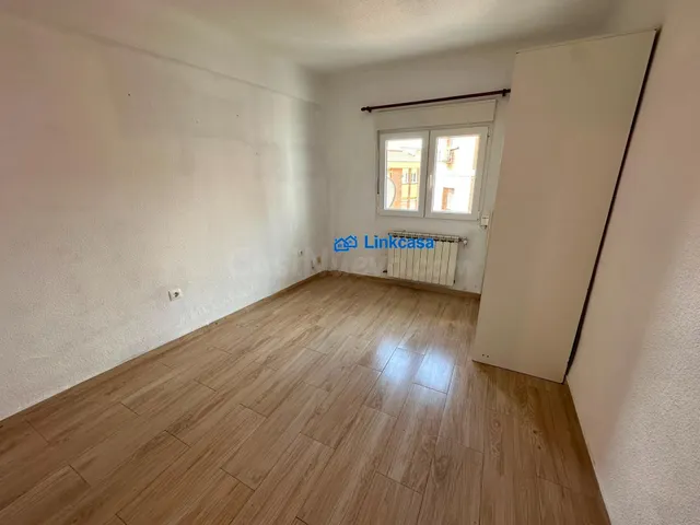 Piso luminoso de 2 dormitorios en San Isidro, Madrid - foto 3