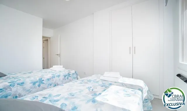 GRAN RESERVA – Apartamento reformado con licencia turística a 75 m de la playa — 17