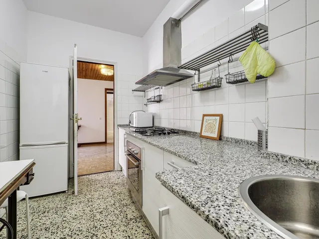 PISO EN OFERTA EN SAGRADA FAMILIA — 19