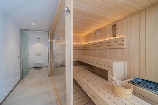 Chalet 5 habitaciones 791m² en venta - El Madroñal — 38