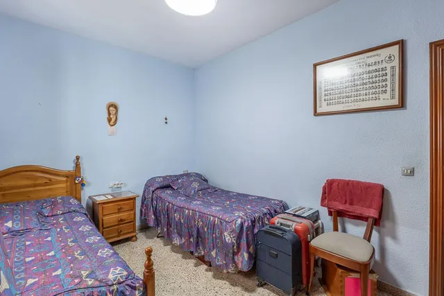Piso de gran tamaño con múltiples posibilidades en  Peligros — 14