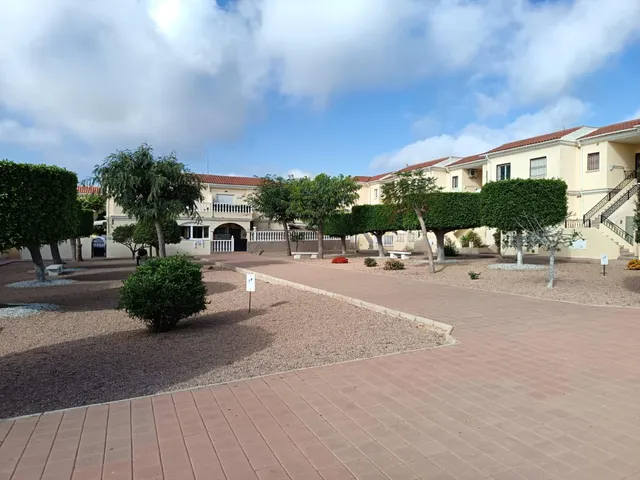 MAGNIFICO BUNGALOW EN PLANTA BAJA, IDEAL COMO VACACIONAL — 12