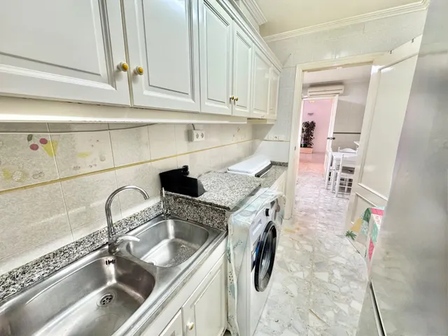 INCREIBLE CHALET PARA VIVIR EN REDOVAN CON GARAJE PARA 4 COCHES,  5 DORMITORIOS.... PARCELA ALREDEDOR DE LA CASA. POR TAN SOLO 250.000€ ¡¡VISITELA!! — 11