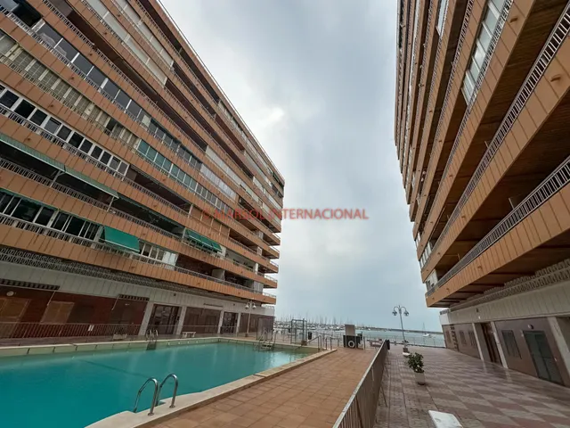 PRIMERA LÍNEA DE MAR EN TORREVIEJA — 5