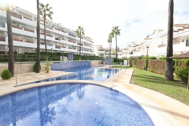 Apartamento frente a Villamartin Golf