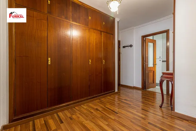 AMPLIO PISO EN EL CENTRO, ZONA MADRE DE DIOS — 14