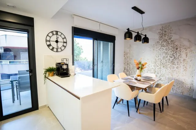 Luxury Apartment – Prime Location Near Playa del Cura - foto 4