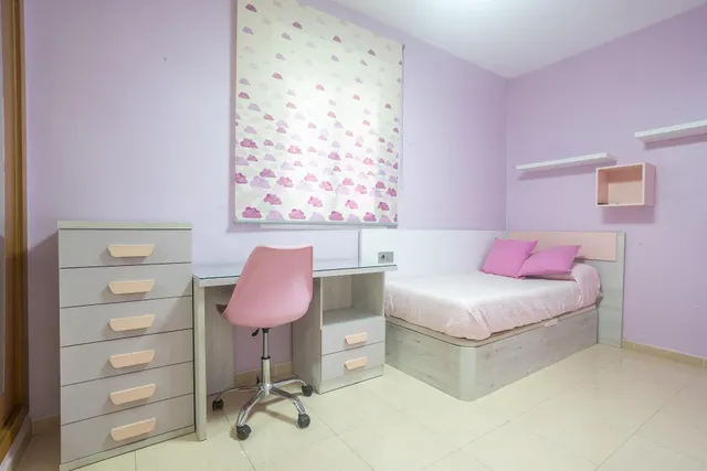Barrio araceli - almeria: 2 habitaciones + baño + aseo + patio + lavadero + ascensor — 7