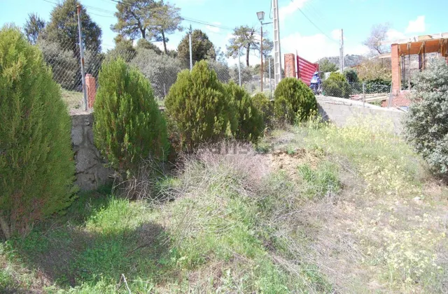 VENTA TERRENO URBANO SANTA CRUZ DE PINARES AVILA — 2
