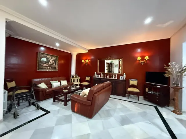 Chalet 6 habitaciones 572m² en venta - Andalucia — 46