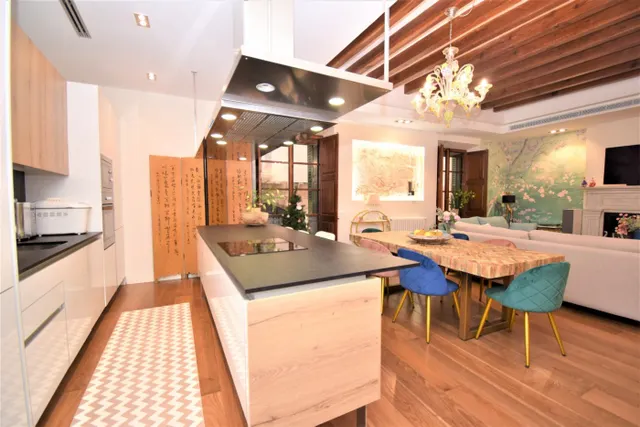 PISO EN VENTA CON PLAZA DE GARAJE JUNTO A LA CATEDRAL — 15
