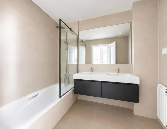 Piso 4 habitaciones 170m² en venta - Metro bilbao — 26