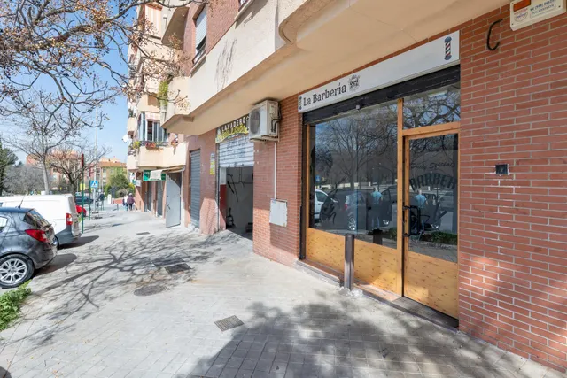 Invierte en tu negocio con este Local comercial en Parque Nueva Granada — 5