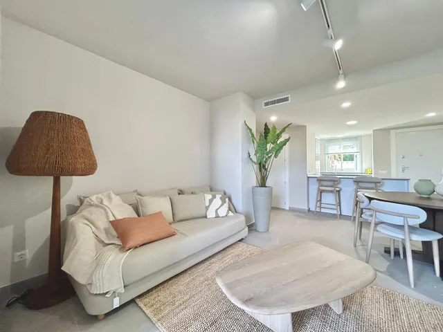 VIVIENDA DE 2 habitaciones CON TERRAZA, GARAJE Y PISCINA EN RESIDENCIAL EN DENIA !! — 4
