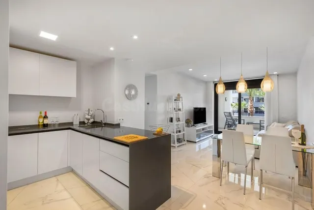 Apartamento 2 habitaciones 95m² en venta - PAU 8 - foto 3
