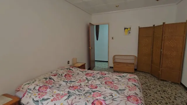 AMPLIO PISO EN  ZONA PLAZA MADRID — 31