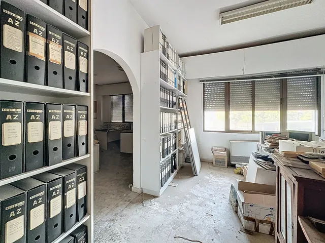 Local comercial 898m² en venta - Costa Del Sol — 16