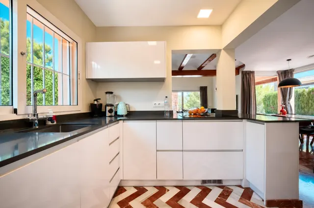 Magnífica villa en entorno privilegiado con excelentes vistas — 7