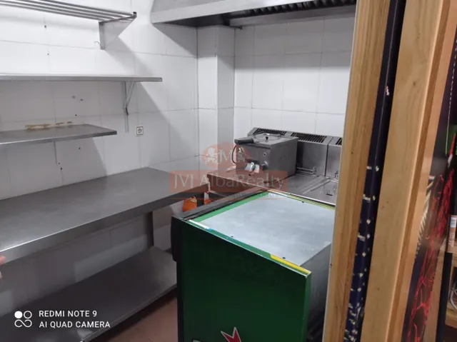 SE VENDE LOCAL COMERCIAL EN SAN PABLO. — 7