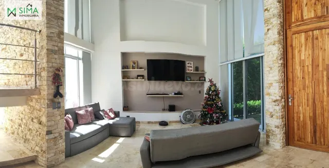 ¡Descubre tu hogar ideal en la exclusiva zona norte de Carta