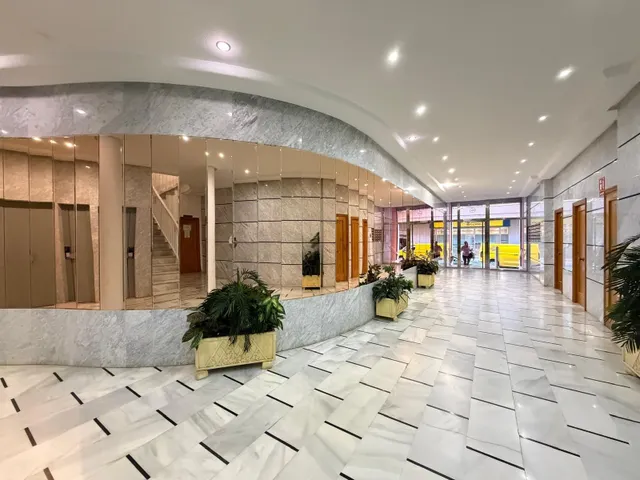 Apartamento a 350 metros de playa del cura con 2 dorm. 1 baño. en frente de av. de las habaneras. superficie de 66 m2. — 32