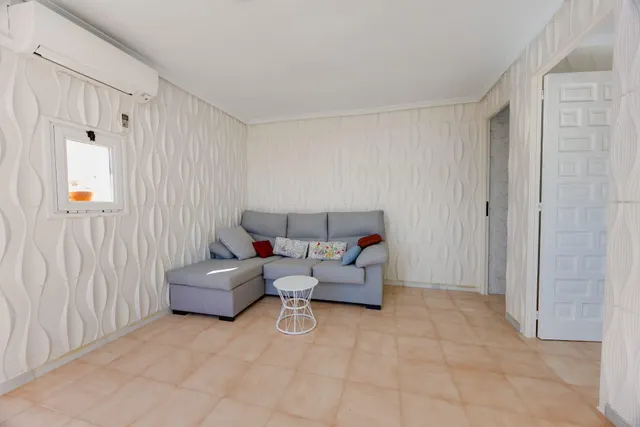 Casa 2 habitaciones 51m² en venta - La marina — 17