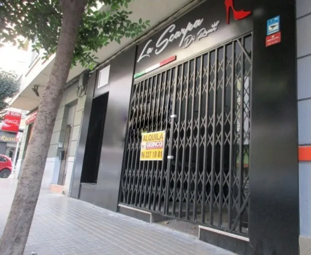 LOCAL COMERCIAL