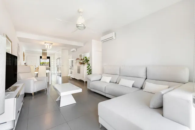 BUNGALOW EN PLANTA BAJA DE 4 DORMITORIOS Y 3 BAÑOS EN PILAR  - foto 5