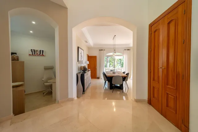 Chalet 4 habitaciones 383m² en venta - Riviera del sol — 27