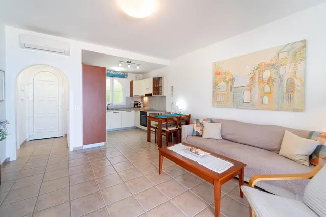 Exclusivo apartamento con amplia terraza y vistas al mar en Loma Verde — 21