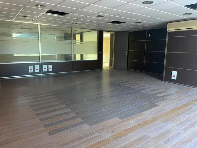 Local comercial 320m² en venta - Hospital Provincial — 11