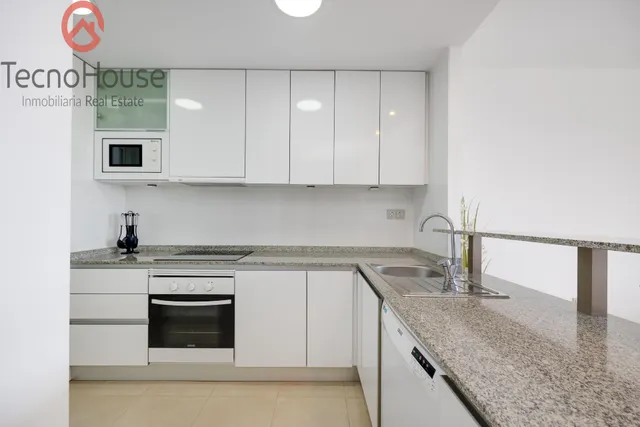 Moderno Piso en Residencial Terrazas De Campoamor con Vistas al Mar — 9